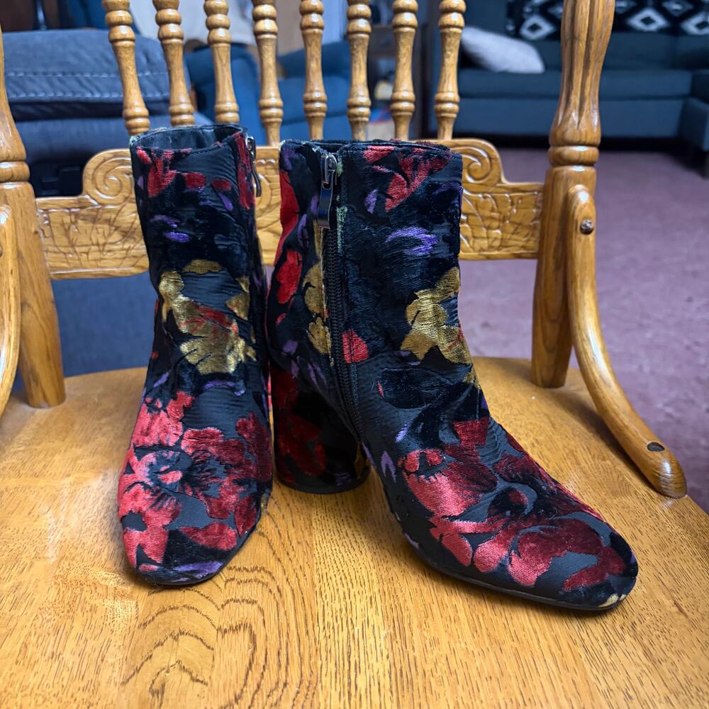 Azura European Luxury Vibrant Whimsigoth Floral Velvet Ankle Boots Block Heel 5